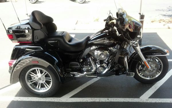 Harley-Davidson Tri Glide Ultra: a three-wheeled touring trike with full fairing, hard luggage, and chrome details